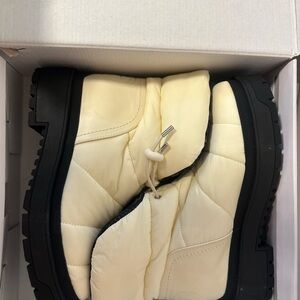 Brand new ankle boots